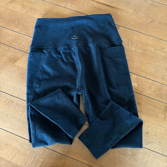 BEYOND YOGA Leggings - Spacedye  - Worn one time- Large - Picture 1 of 9